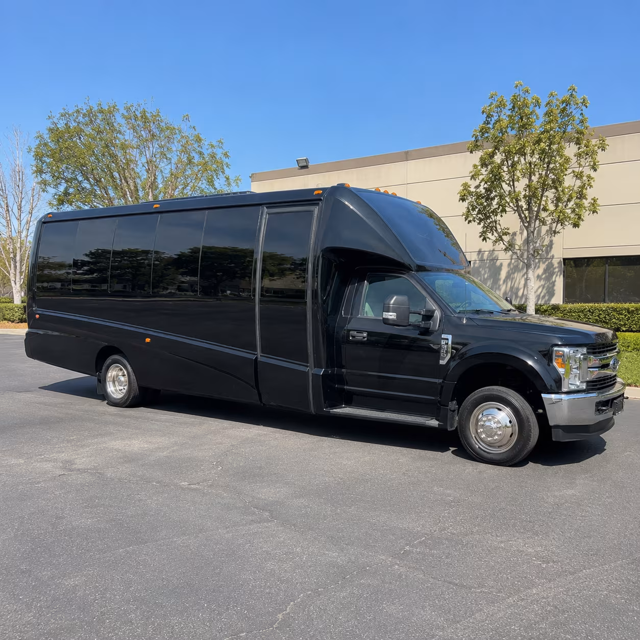 party buses for bachelorette bar crawls through simi valley and thousand oaks