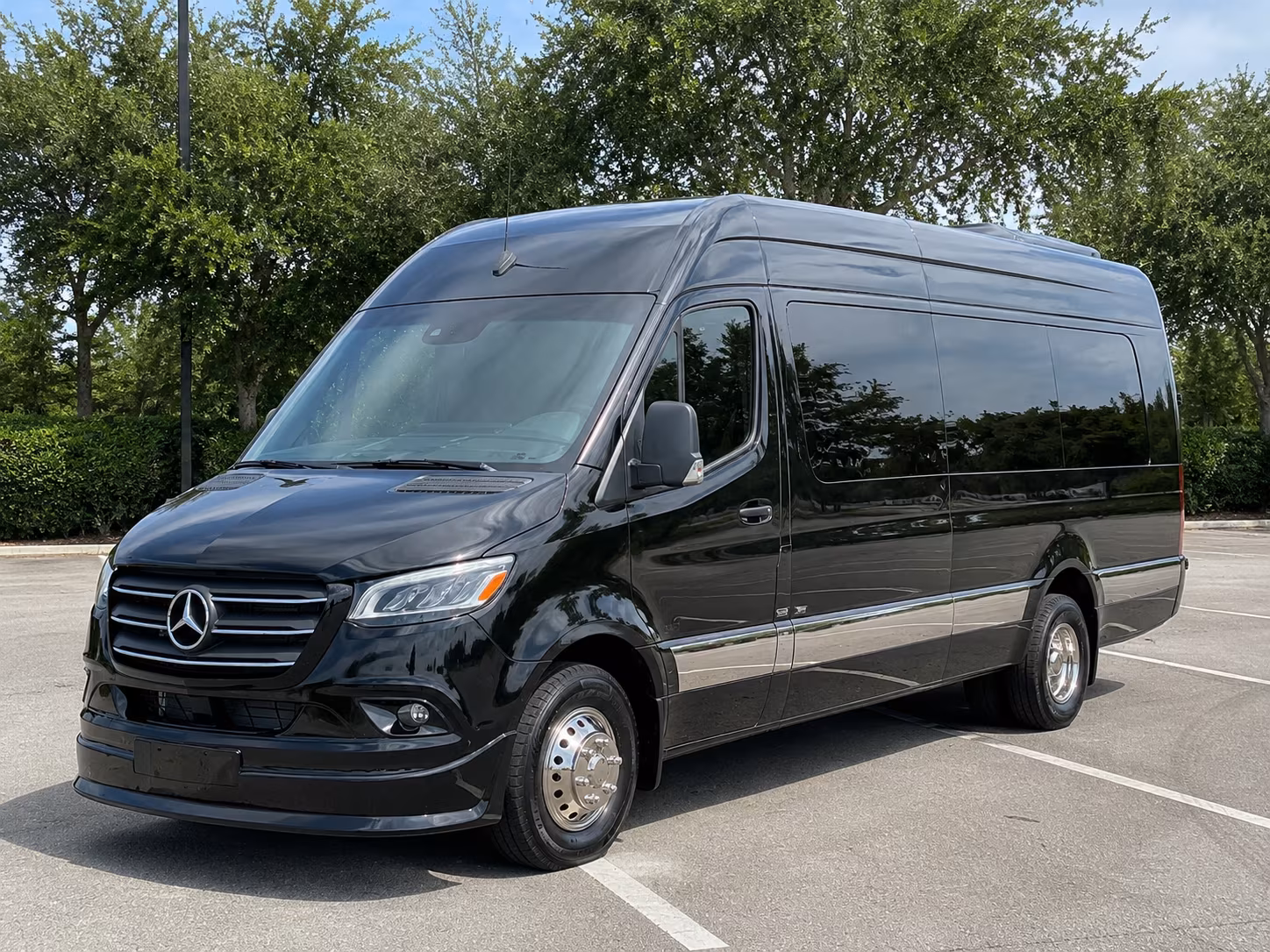 reserve transportation for your next airport transfer 3