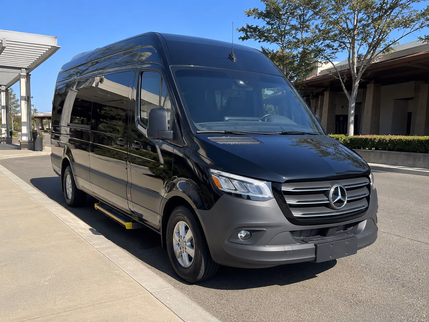 reserve transportation for your next bachelor or bachelorette party 3